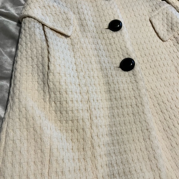 Nenette Lepore Mysterious Coat. - Picture 4 of 8